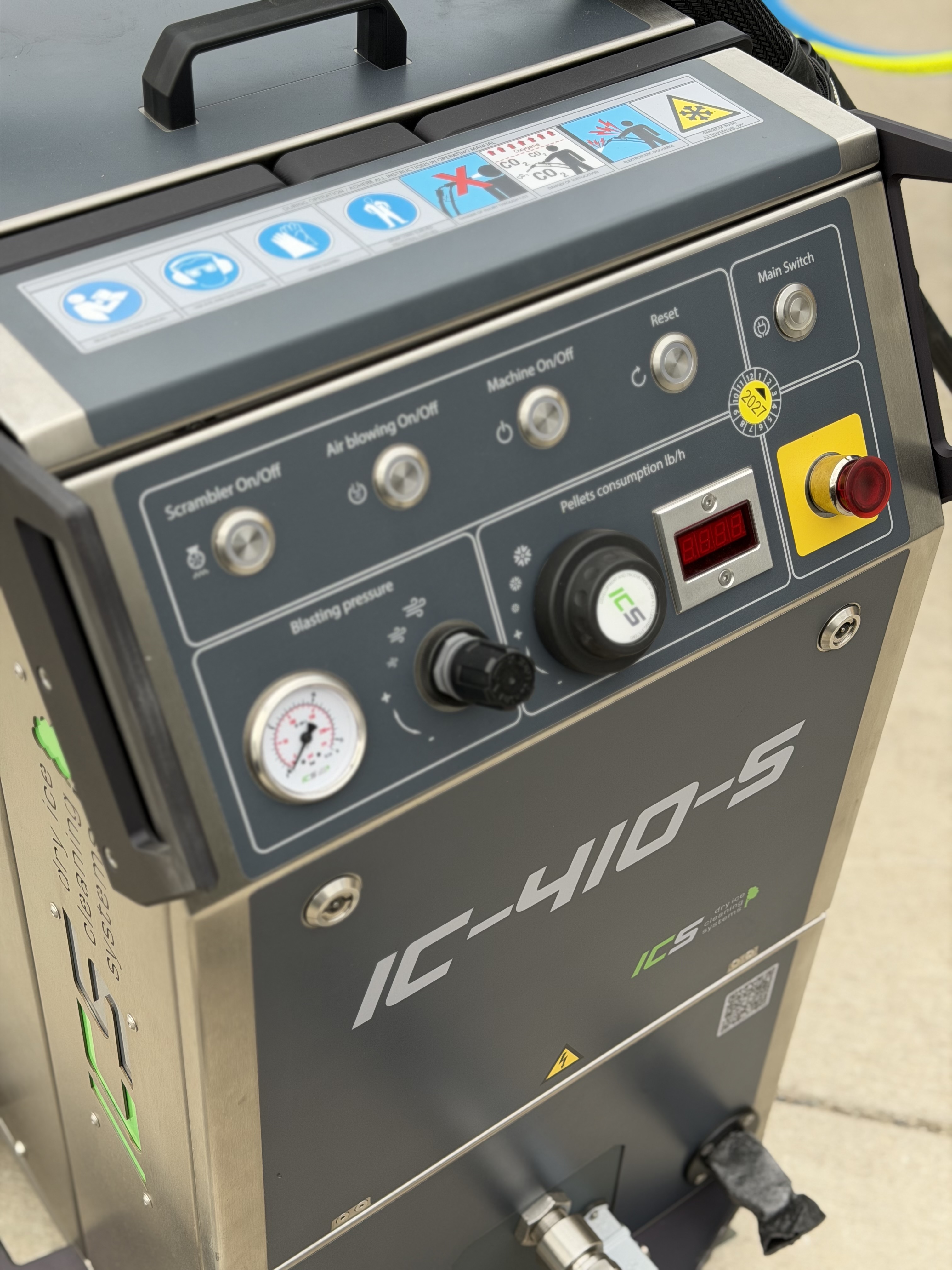 ICS IC-410-S control panel